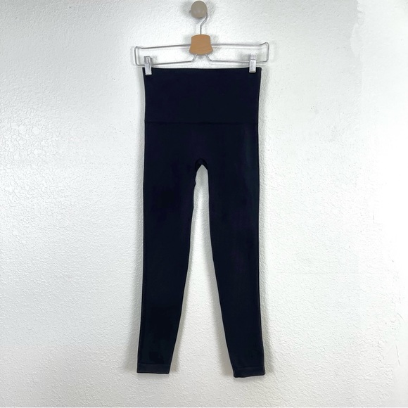 SPANX Look At Me Now Seamless Legging - Picture 3 of 7